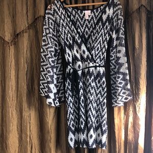 Sweet pea retro angel arm dress